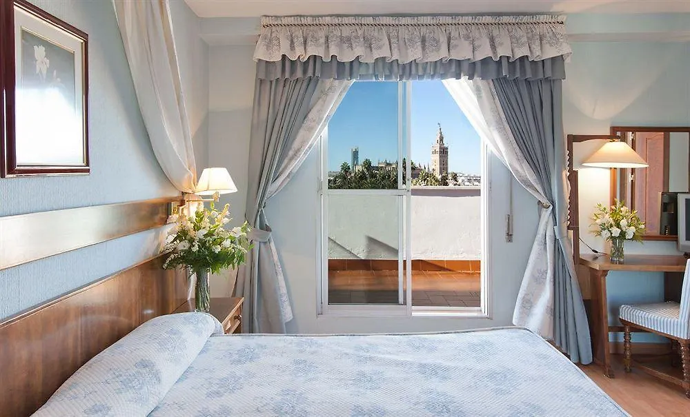 Hotel Alcázar Sevilla 3*,  España